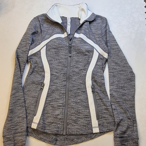 Lululemon Define Jacket Sz 6    Gray White Wee Are From Space Full Zip - Picture 2 of 10